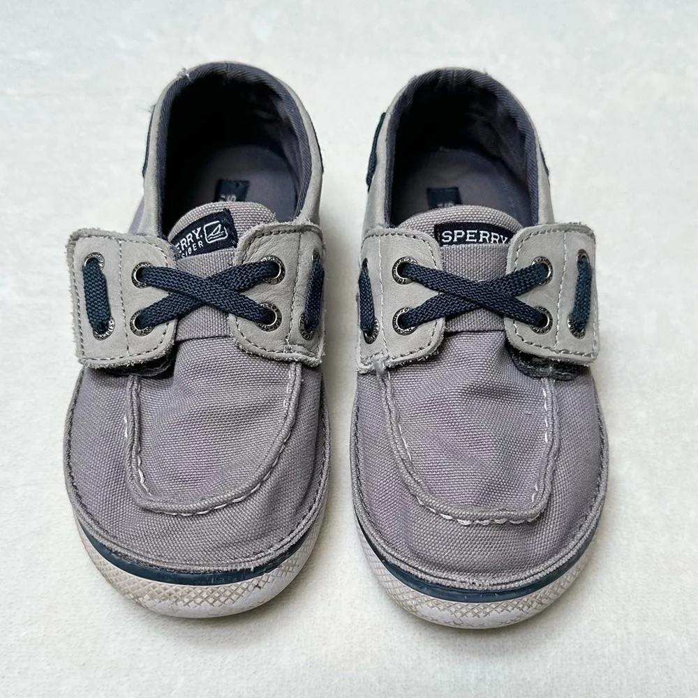 Sperry Kids Moccasins in Gray and Navy